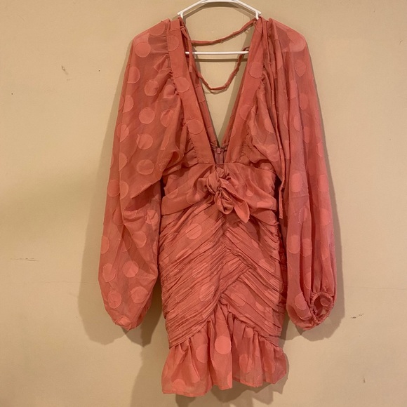 Adorable pink ASOS dress - Picture 5 of 13